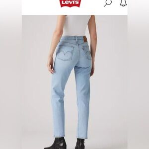 Levi's Women's Sky Blue Straight Leg Jeans Wedgie size 26 like new